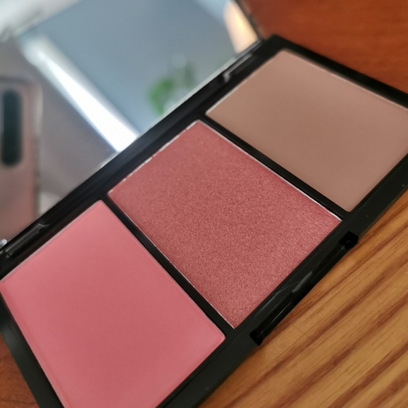 SOLD Phase Zero Blush & Bronzer Trio - Picture 2 of 2